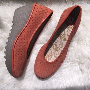 Orange Fly London heels